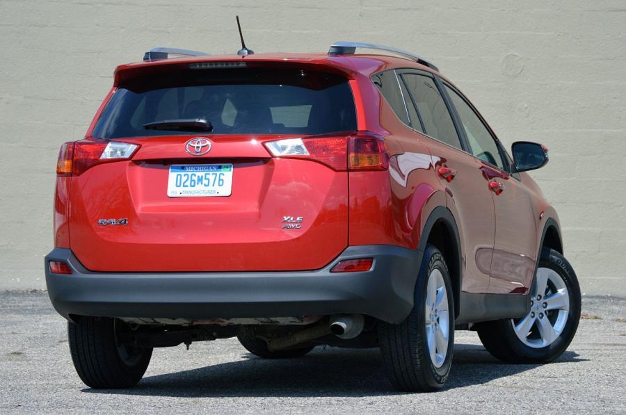  Toyota RAV4 2013 года  (фото 22 из 89)